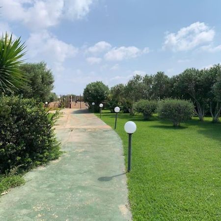 Villa Maveda, Un Dammuso Immerso Nel Verde ลัมเปดูซา ภายนอก รูปภาพ