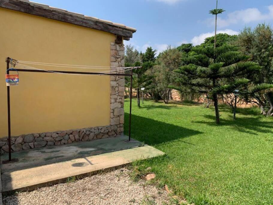 Villa Maveda, Un Dammuso Immerso Nel Verde ลัมเปดูซา ภายนอก รูปภาพ