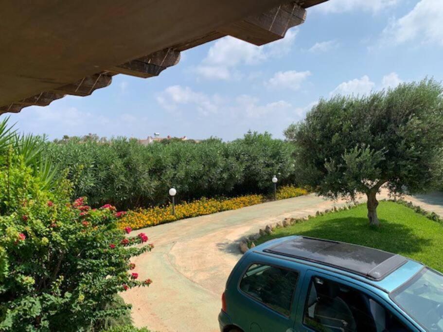 Villa Maveda, Un Dammuso Immerso Nel Verde ลัมเปดูซา ภายนอก รูปภาพ